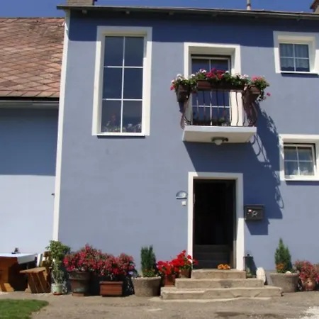 Δωμάτια σε οικογενειακή κατοικία Kisela